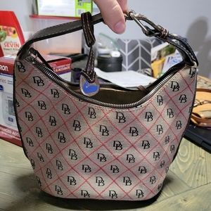Dooney & Bourke purse